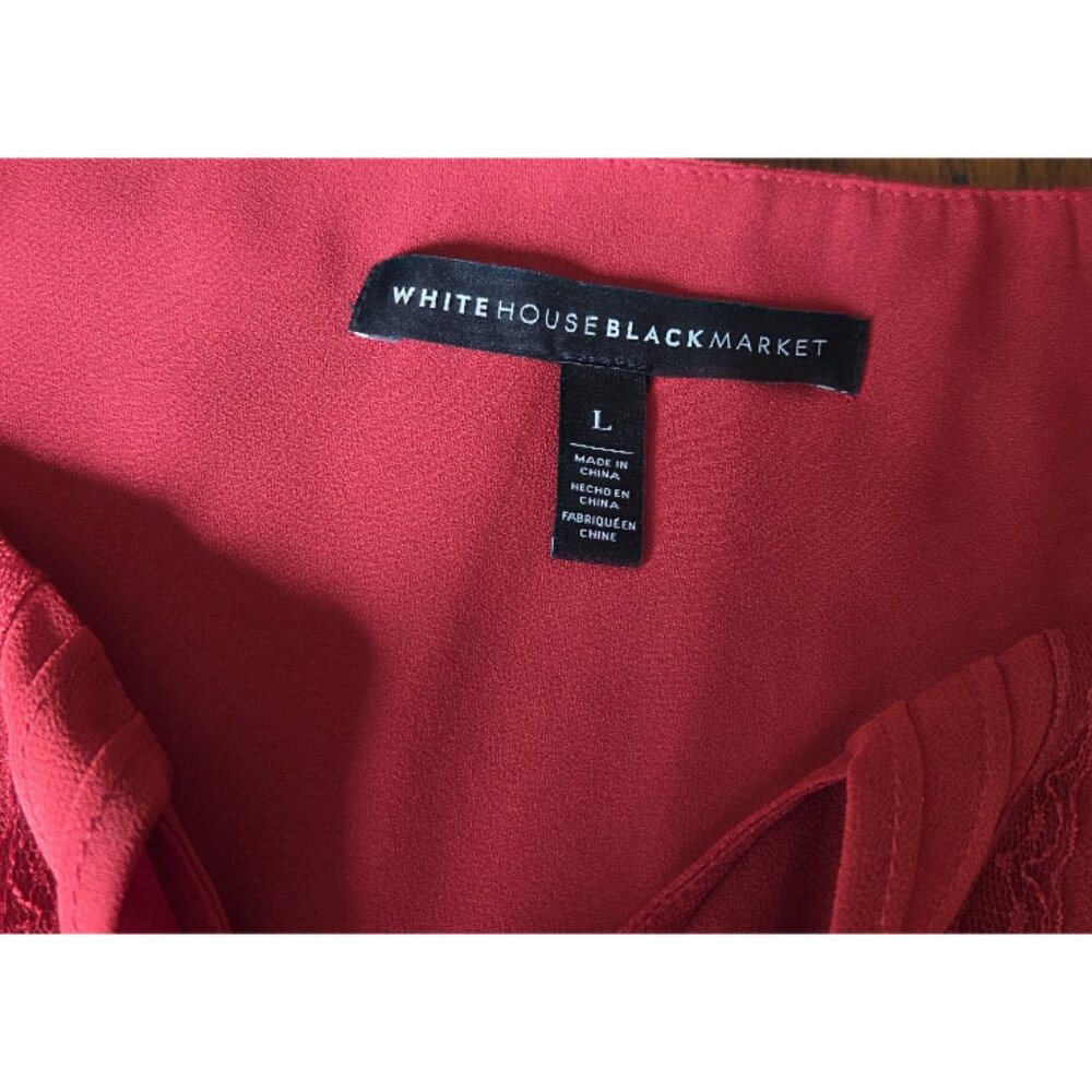 White House Black Market Red Sleeveless Blouse | Tassel Tie Keyhole Pleated Top - Picture 4 of 4